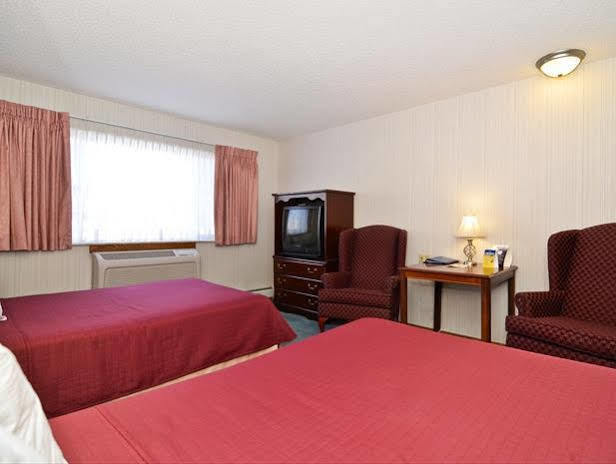Lancaster Welcome Inn Bagian luar foto